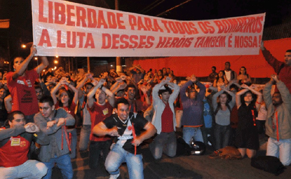 UERJ/FFP Parou Pela Liberdade dos Bombeiros do Rio de Janeiro