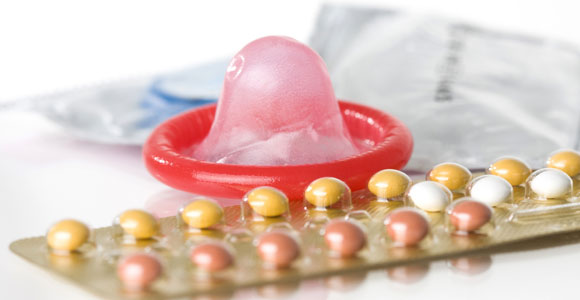 O avanço da contracepção no mundo e o retrocesso do discurso antiaborto no Brasil