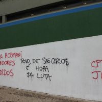 Dizem as paredes, diz o povo: São Carlos em luta