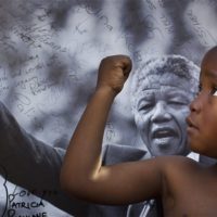 Rafael e Mandela: negros e presos políticos