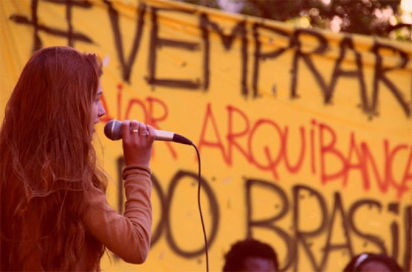 Secundarista, feminista e radical: Fabi Amorim vai representar o Juntos! na UBES