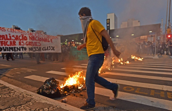 A juventude declara guerra a Geraldo Alckmin