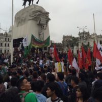 PERU: Contra a precarização do trabalho, a juventude peruana sai às ruas