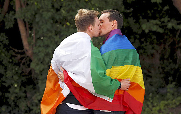 Quando a consciência avança, o preconceito retrocede: Irlanda diz sim ao casamento igualitário!