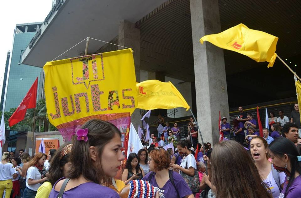 Juntas na 5ª Marcha das Vadias em SP: Basta de mortes por abortos clandestinos! Aprovação do PL 882/15! #ForaCunha!
