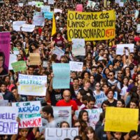 O movimento estudantil precisa de uma nova direção: derrotar os cortes e Bolsonaro