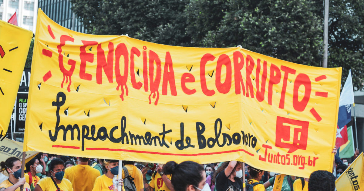 A casa tá caindo, mas não cai de podre: dia 13 nas ruas para derrubar Bolsonaro!