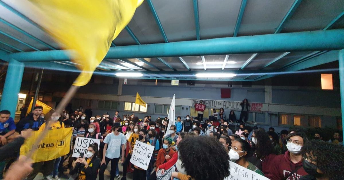 Construir um novo movimento estudantil para derrotar Bolsonaro e popularizar a universidade: por uma chapa unificada de oposição nas eleições do DCE Livre da USP