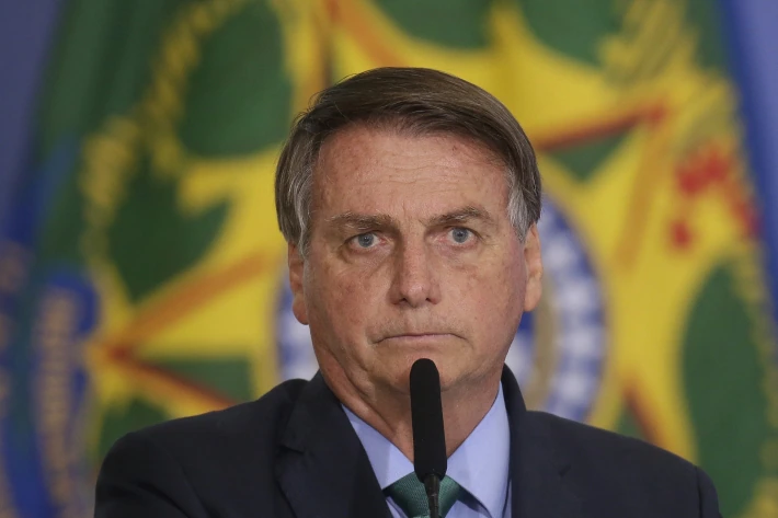 Sem perdão, nem esquecimento: Bolsonaro deve pagar por seus crimes!
