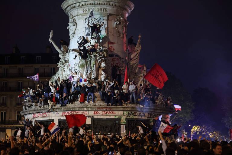 A saída é pela esquerda! Como os franceses derrotaram a extrema-direita na França