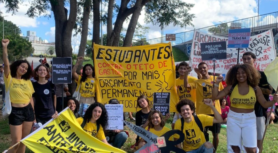 CHAMADO AO CONJUNTO DOS ESTUDANTES DA UFMG: UMA OUTRA UNIVERSIDADE É POSSÍVEL E VALE A PENA LUTAR POR ELA!